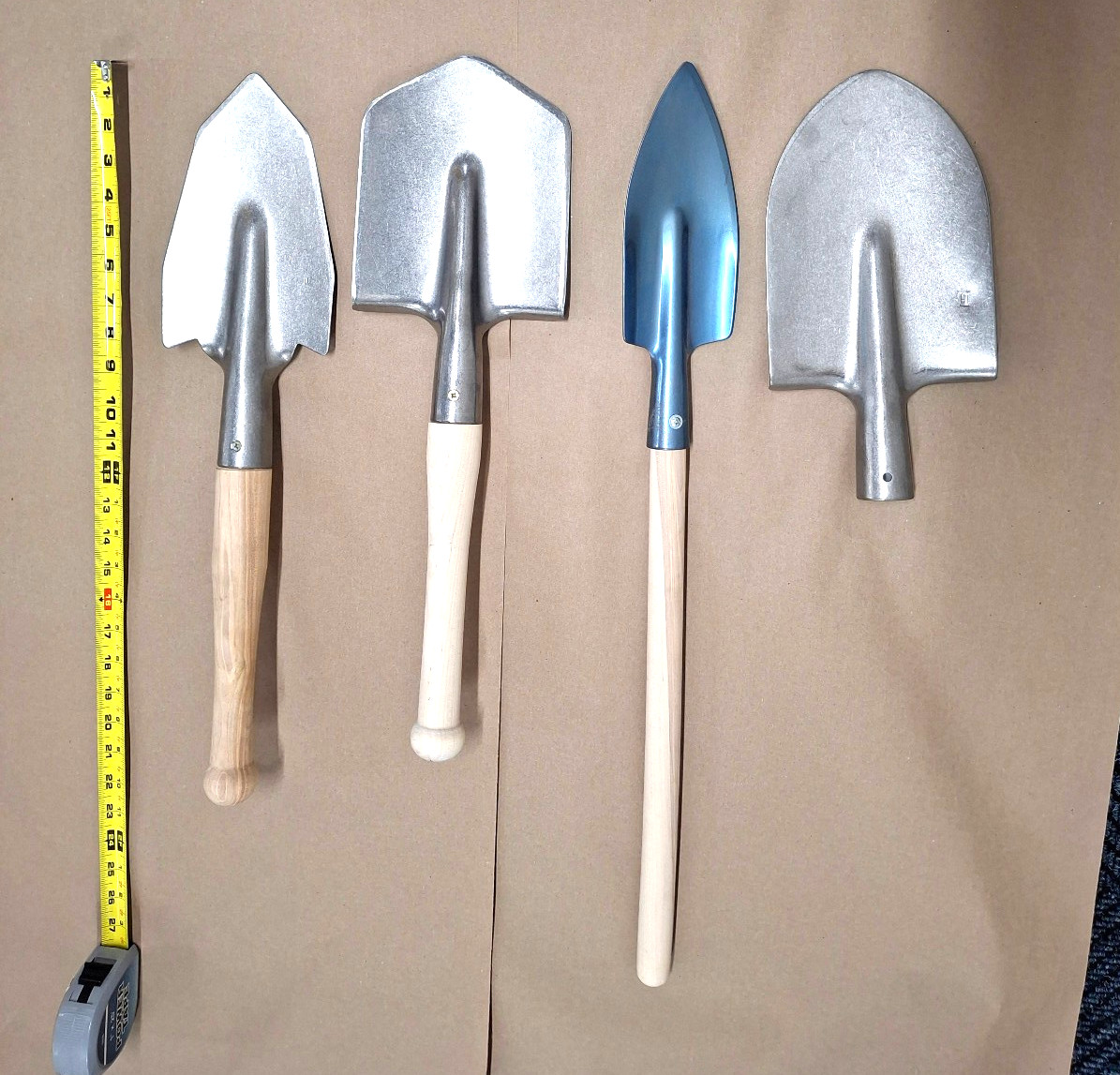100% Titanium Lightweight Large Shovel Durable Sharp Edges Solid Wood 10″ Handle