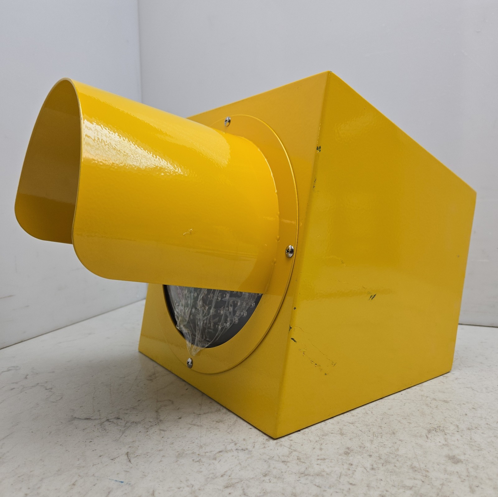 Lumastrobe 8″ Led Traffic Light Solar See Pictures Read Description