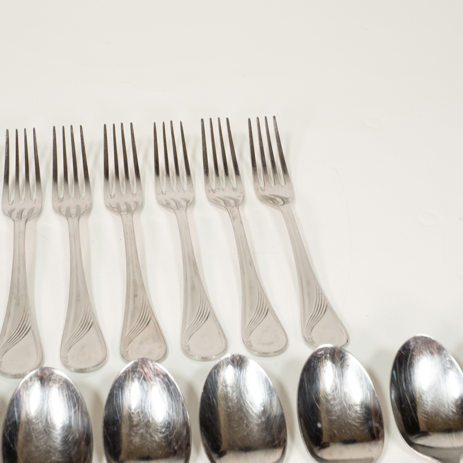 Mafil Vanstahl Unknown Pattern Stainless Steel Flatware Set of 35 Portugal