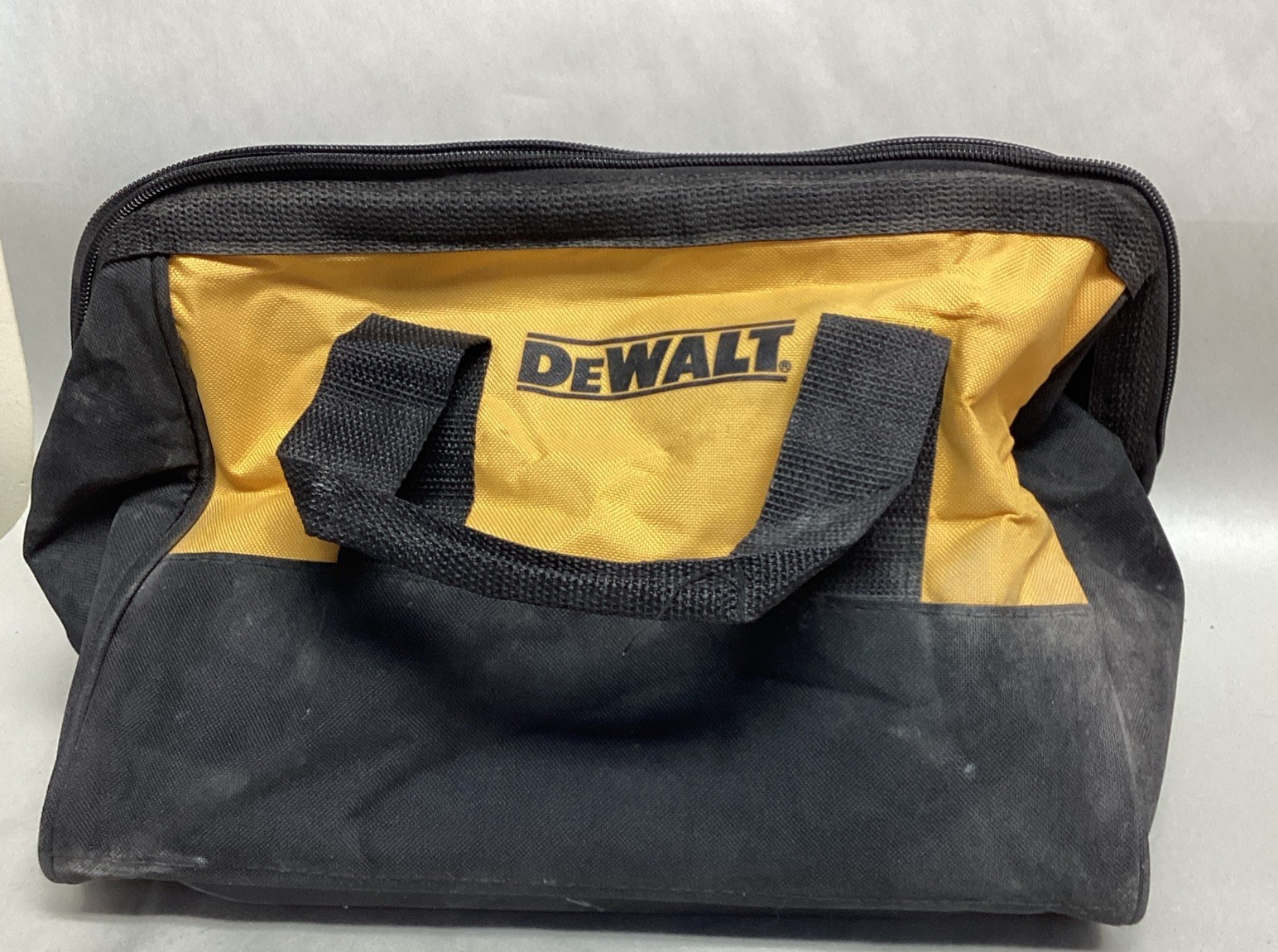 DeWalt DCF887 & DCF809 20V 1/4” Cordless Impact Driver W/Battery & Bag