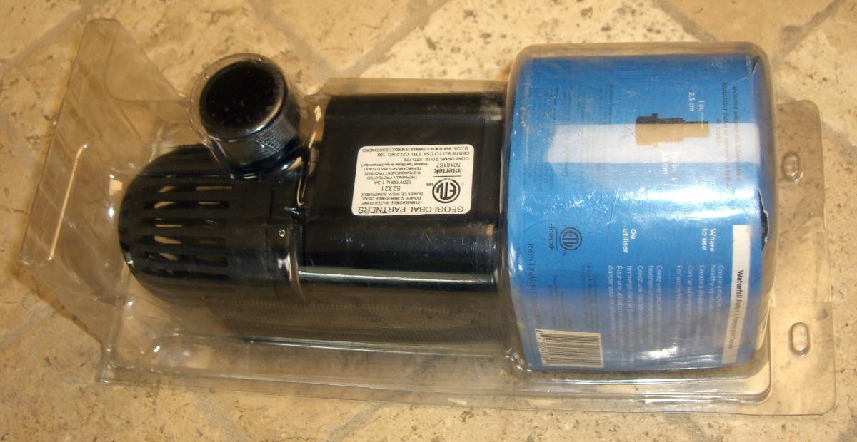TotalPond – Intertek – 52321 – 2000 GPH Pond/Water Feature Pump, NEW – FREE SHIP