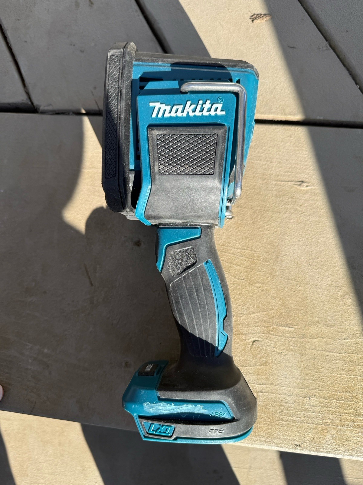 Makita DML812 Flashlight Tool Only – See Photos And Read Description.
