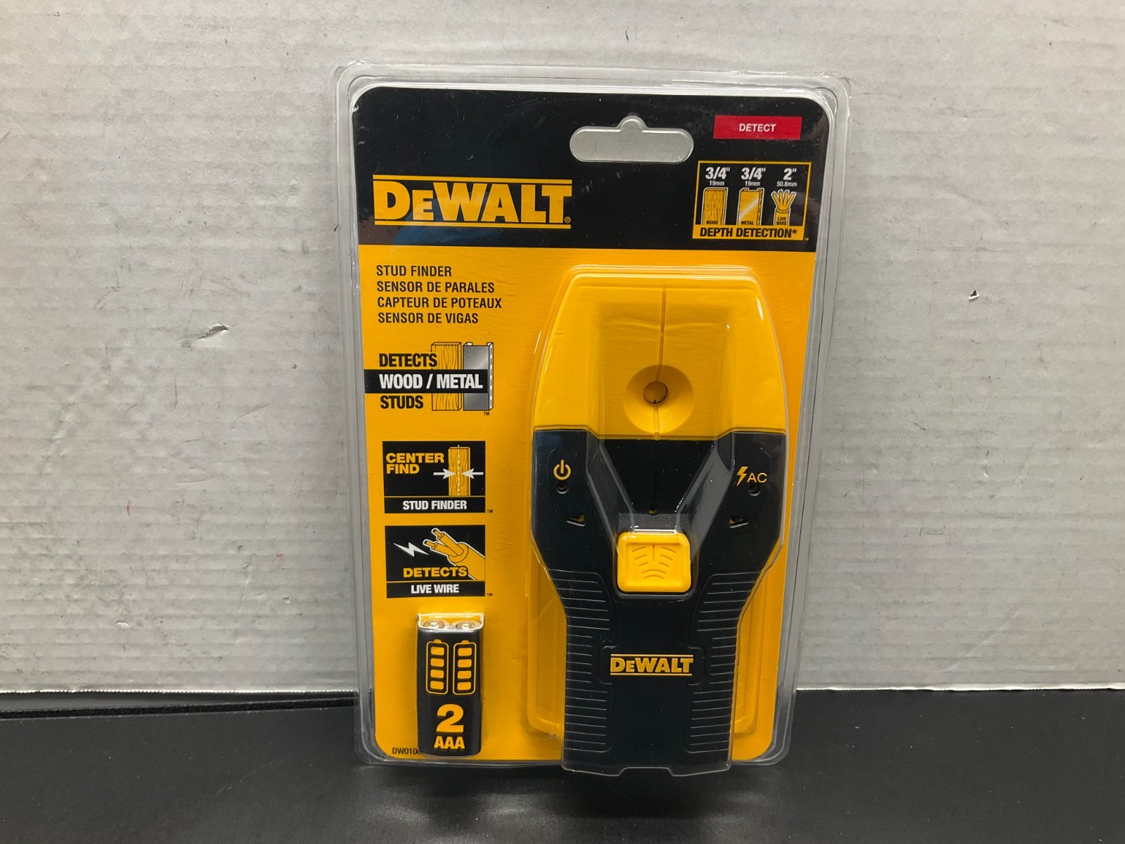 DeWALT Wood/Metal Stud Finder – Detects A/C, Too. Model#: DWO100 Brand New
