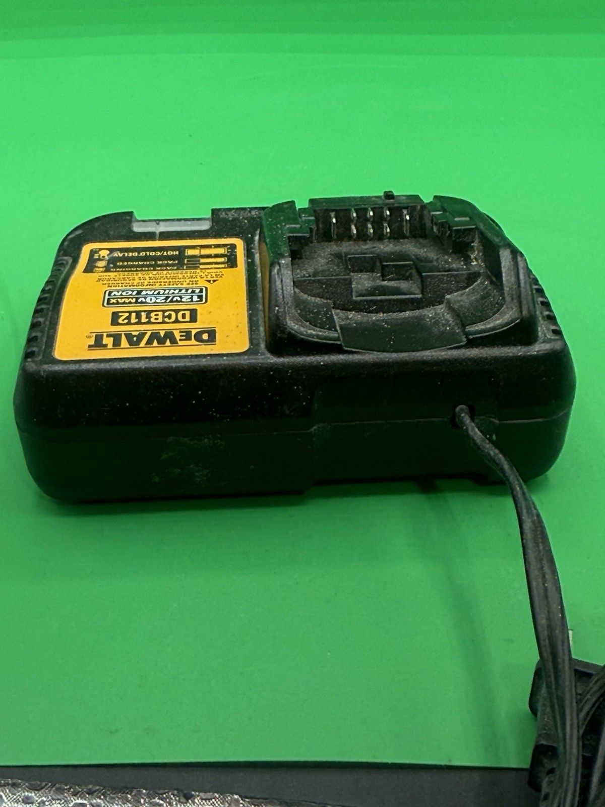 Genuine Dewalt DCB112 12V-20V Li-Ion Battery Charger DCB101 DCB105 DCB107 Tested