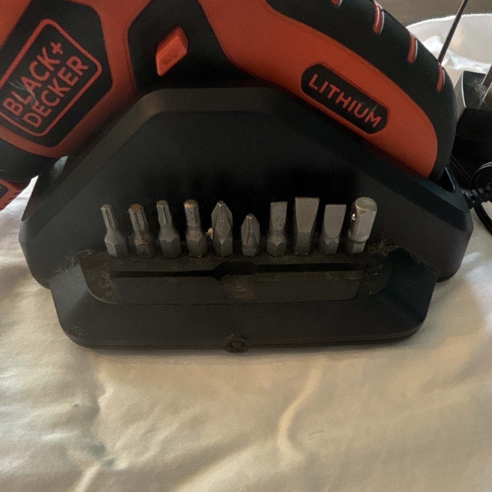 BLACK+DECKER PD600 3.6V Li-Ion Cordless Screwdriver LED 16pc w/Charger
