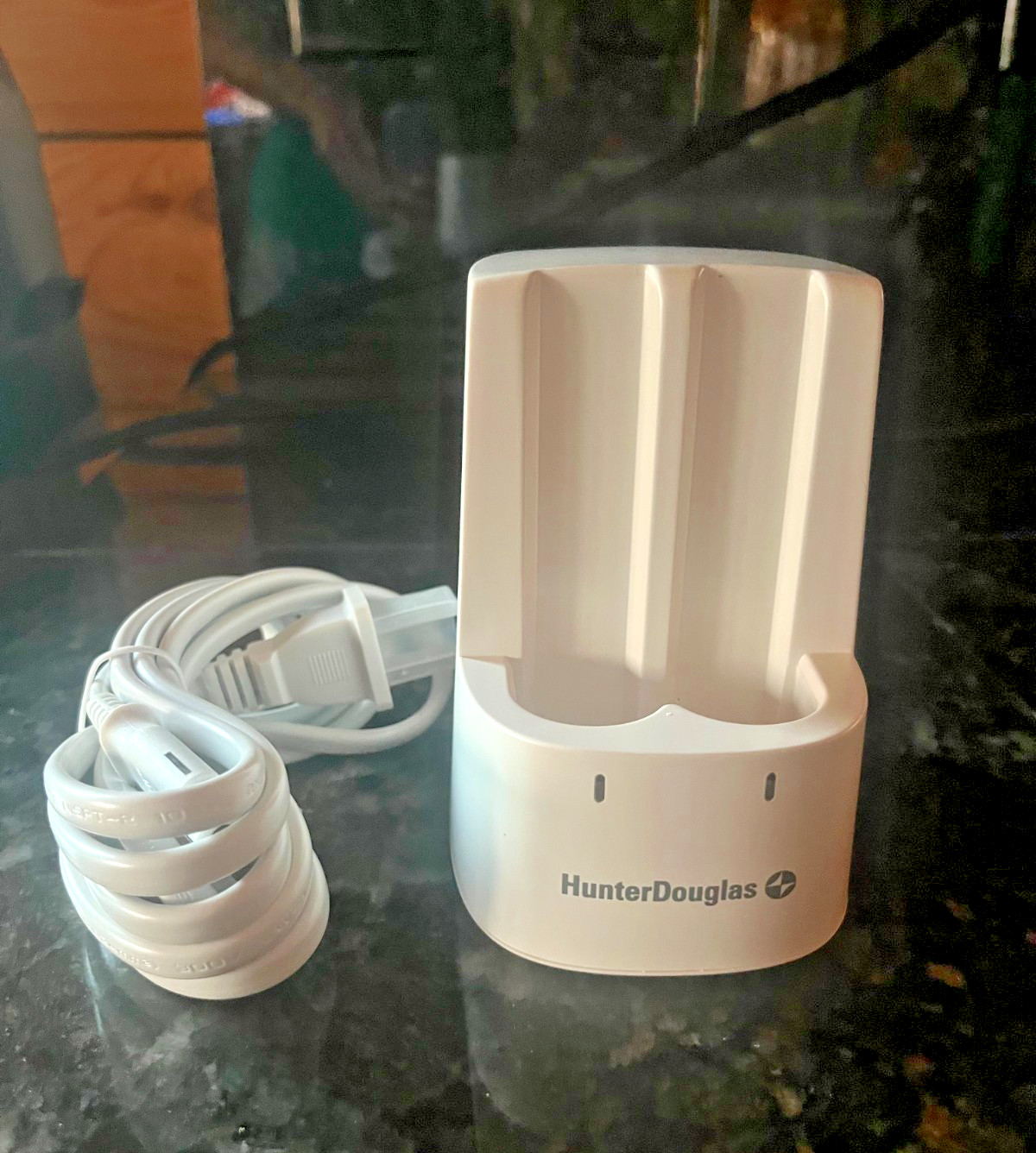 NEW Hunter Douglas Dual Charger For Rechargeable Battery Wands – Free Shipping