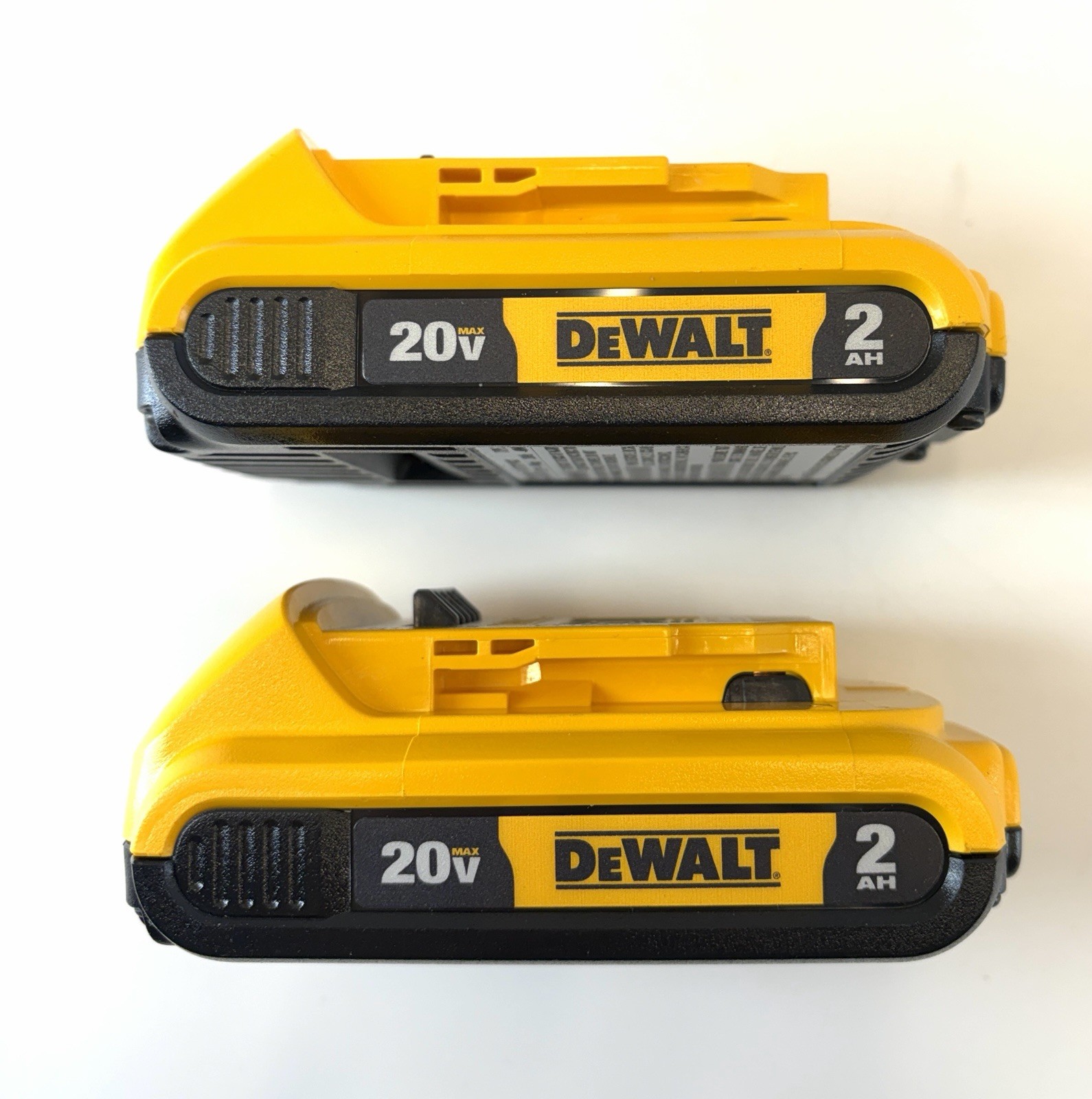 DeWalt 20V Max 2 Ah Batteries Lithium Ion Genuine OEM 2 Pack Model DCB203