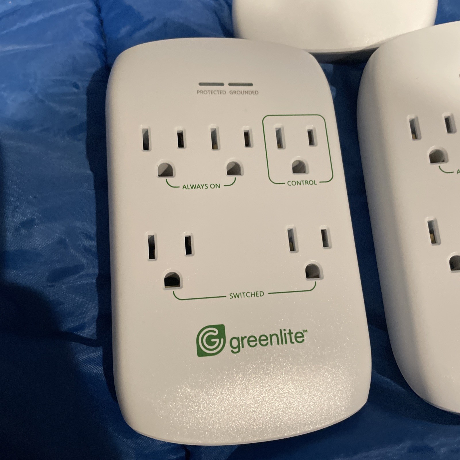 Set Of 3 Energy Saver Wall mounted Plug Plate 5 Outlet Power Surge Protector