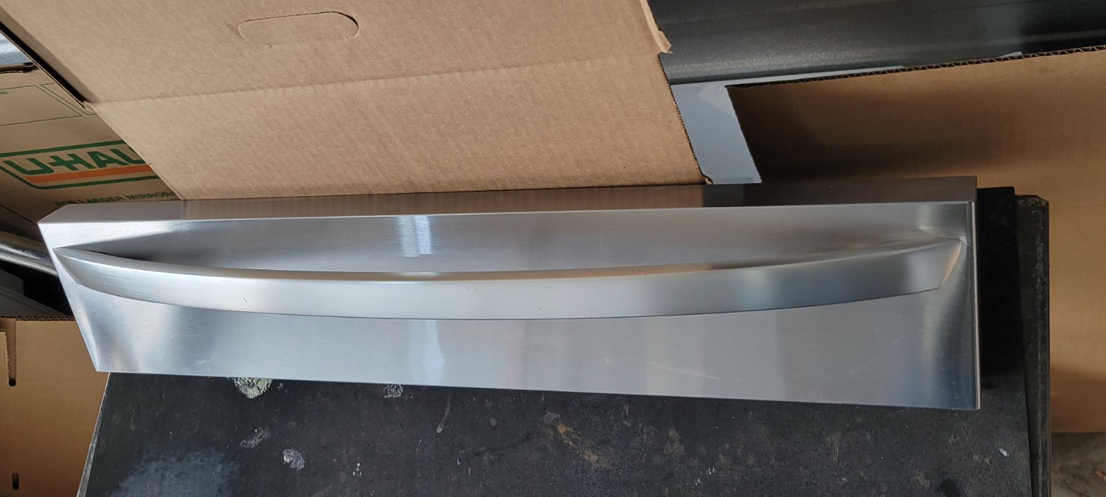 MGC63820302 Range Lg Front Panel With Handle Shipped Under 24hrs (Scratches)