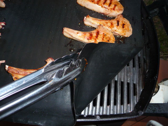 AUSSIE BBQ GRILL MAT RIGID (3 x Thicker) Reusable NonStick +Money Back Guarantee
