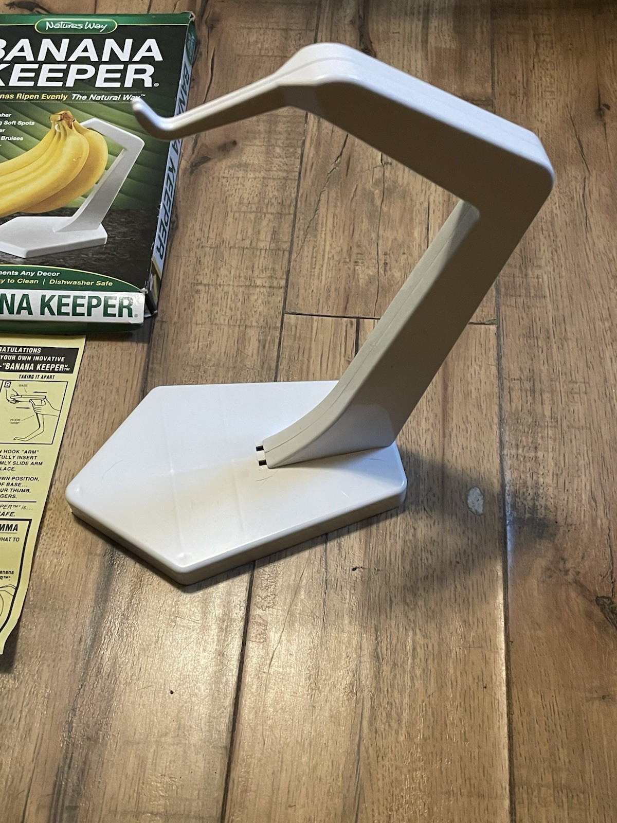 Natures Way Banana Keeper 21101 USA Strong Durable Easy to Clean Dishwasher Safe