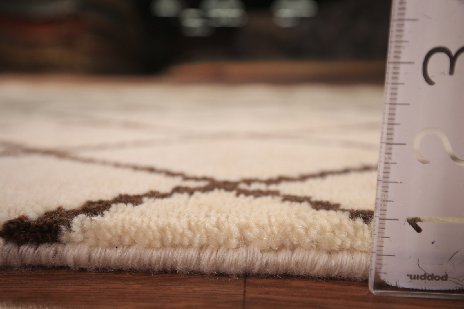 Modern Handmade Luxury Hand-Knotted Moroccan Wool Rugs for Any Room 4×6 ft