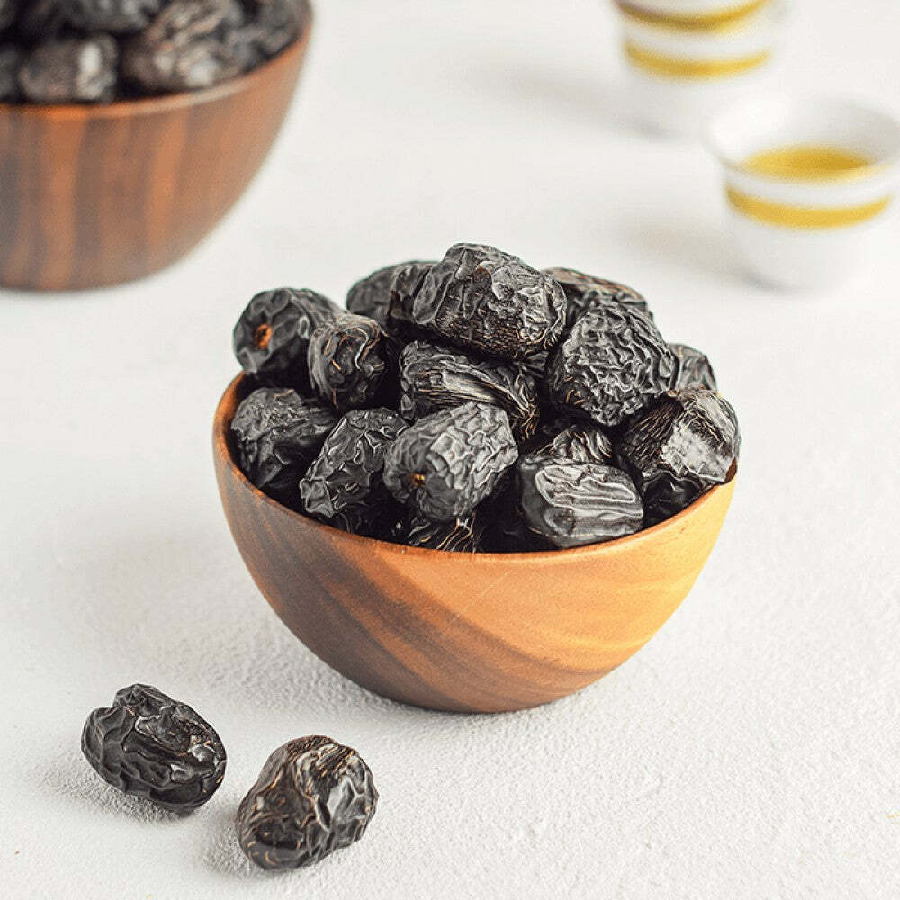 Al Madina Ajwa Dates – Premium Quality- 2.2lb (1000g)-Fiber-Rich Snack Dry Fruit