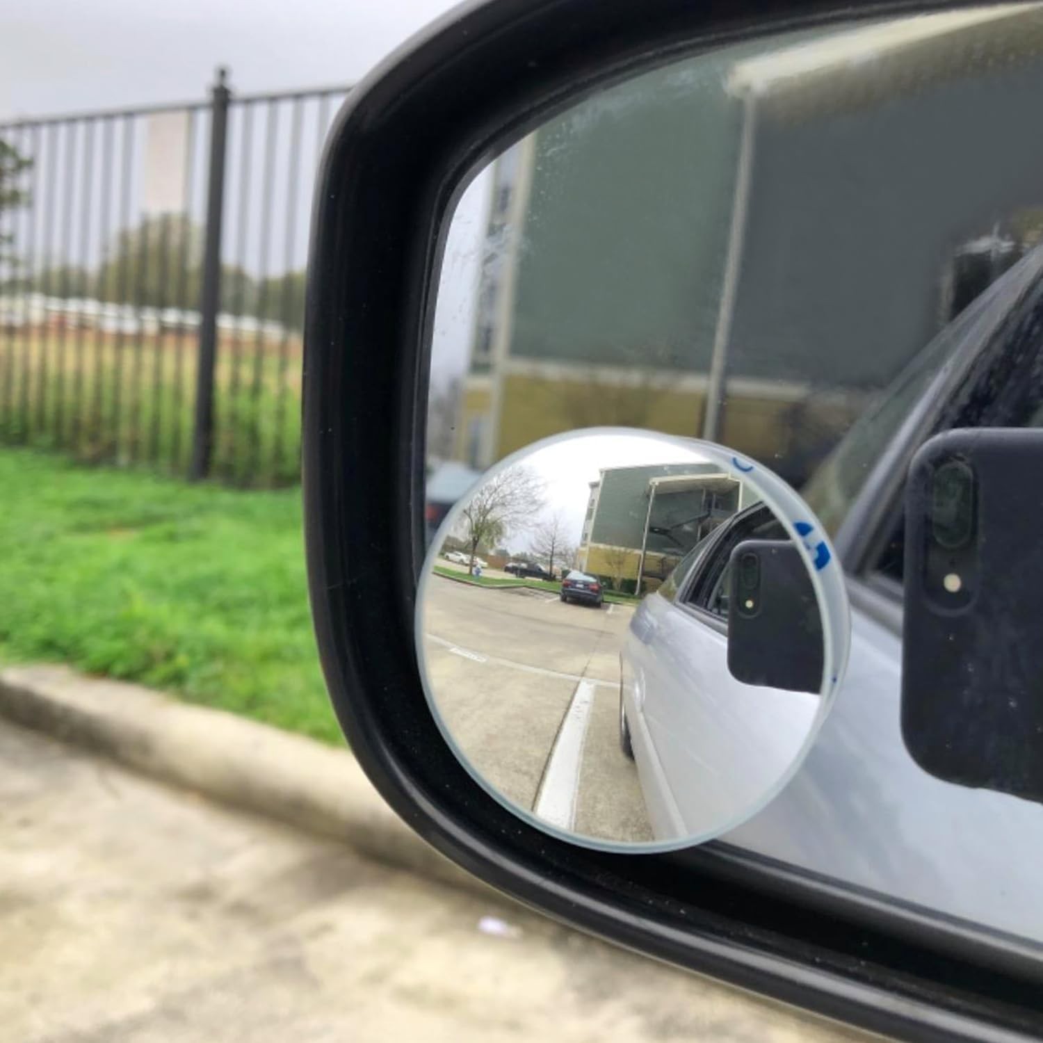 4Pcs Round Car Blind Spot Mirror HD Glass Wide Angle Stick-on Rear View Mirror