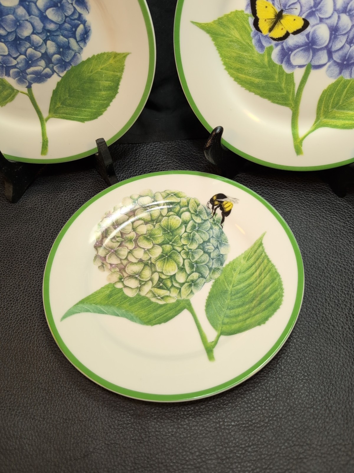 Set of 3 American Atelier at Home Hydrangea Luncheon Plates 7.5 in