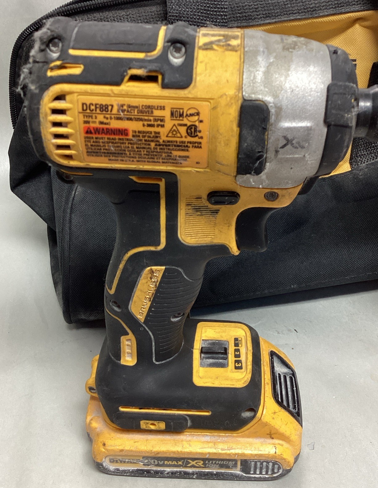 DeWalt DCF887 & DCF809 20V 1/4” Cordless Impact Driver W/Battery & Bag