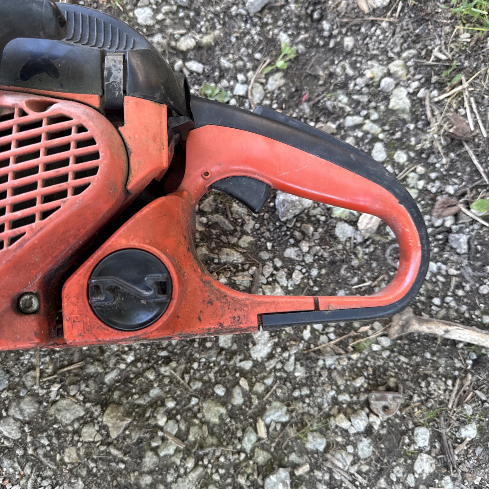 Dolmar Chainsaw 5100S Complete~20″ Bar~for parts~Good Compression~Read All