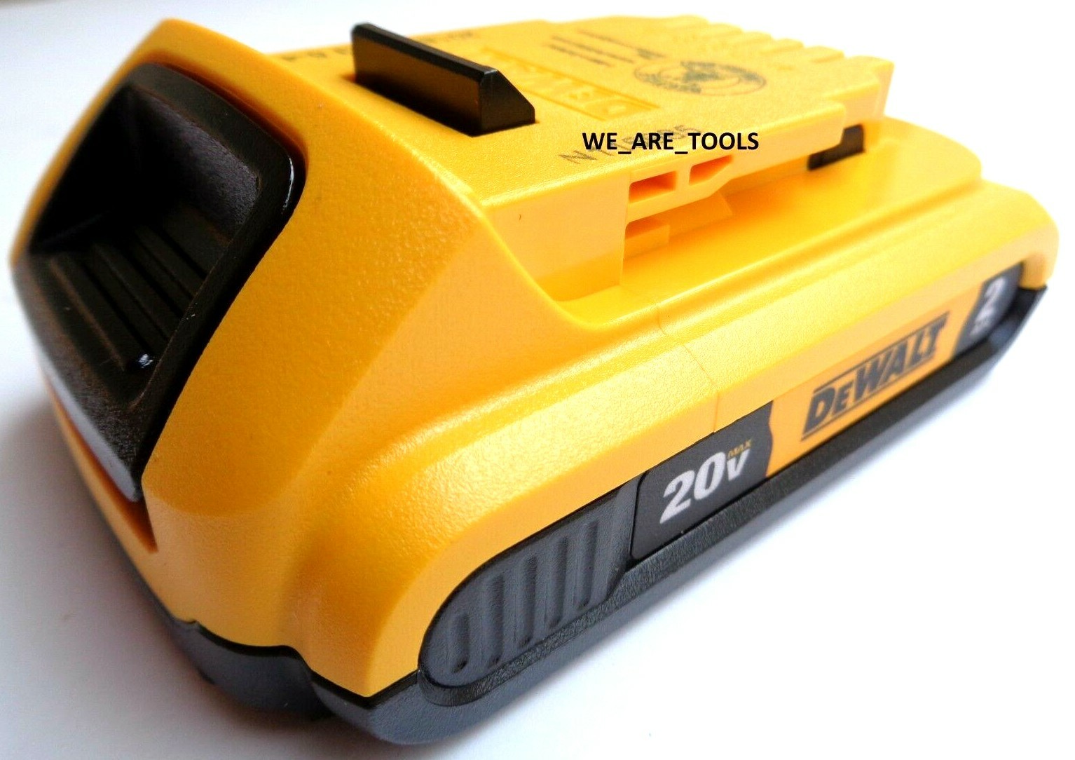 (1) Dewalt 20V DCB203 Battery, (1) DCB115 Charger 2.0 AH 20 Volt