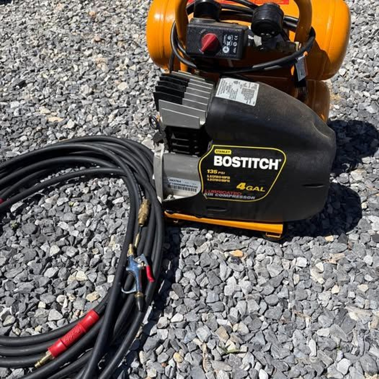 Bostitch CAP2040ST-OL 4 Gallon Air Compressor