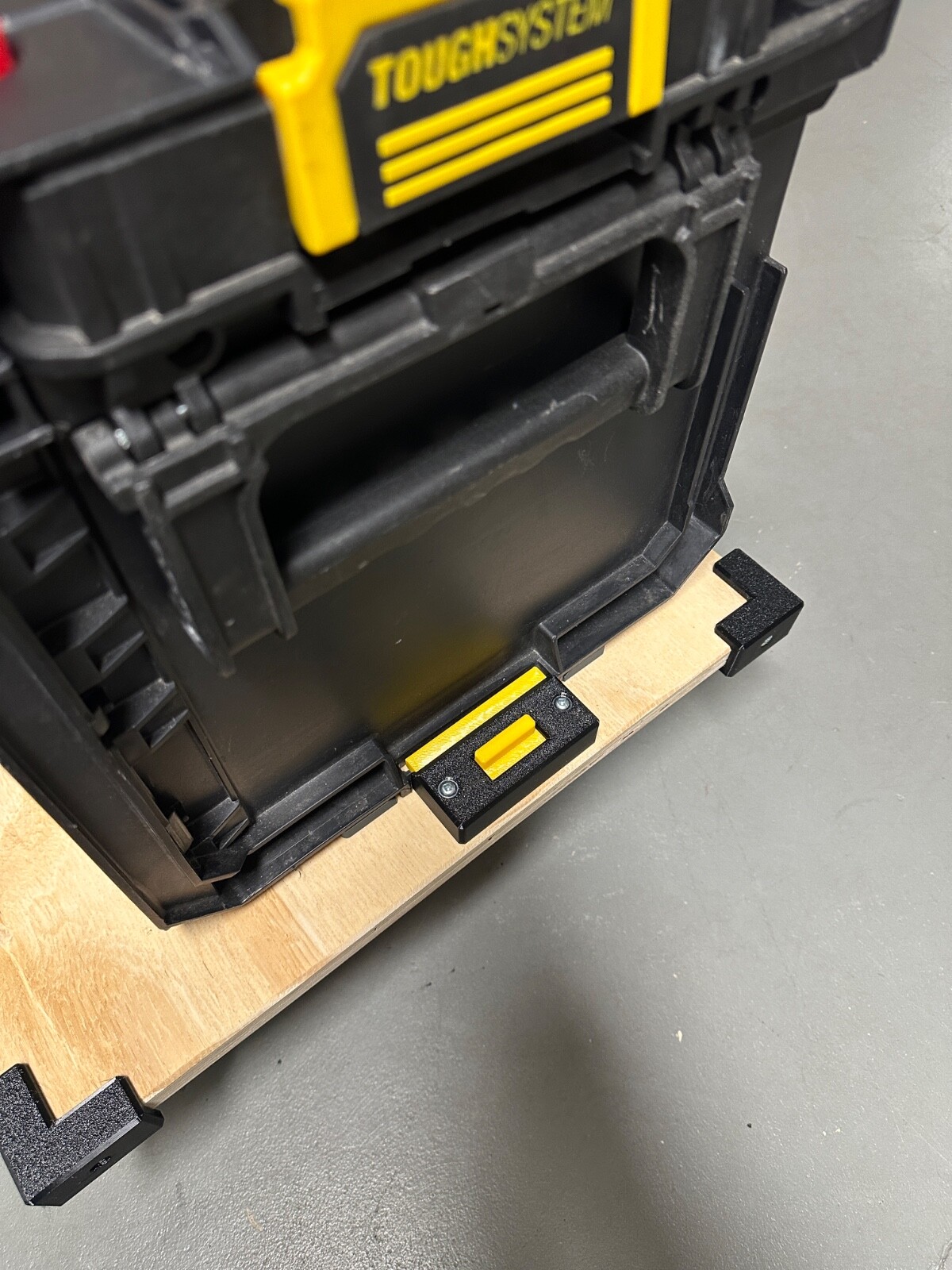 ToughSystem 2.0 Drawer Bottom Box Slide Latch DIY Dolly Mount