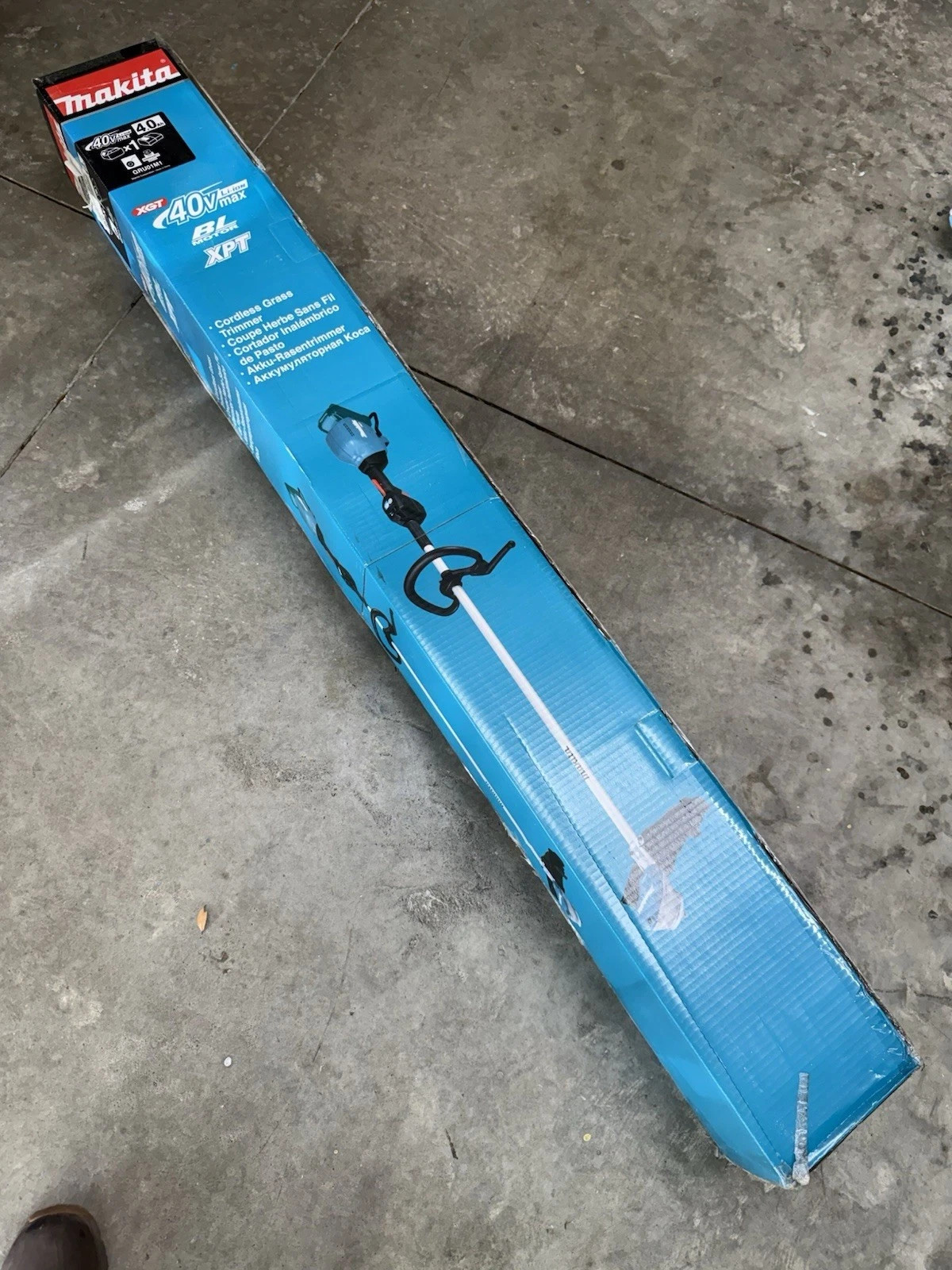 Makita GRU01Z 40V max XGT BL Li-Ion 15″ Cordless String Trimmer (Tool Only)