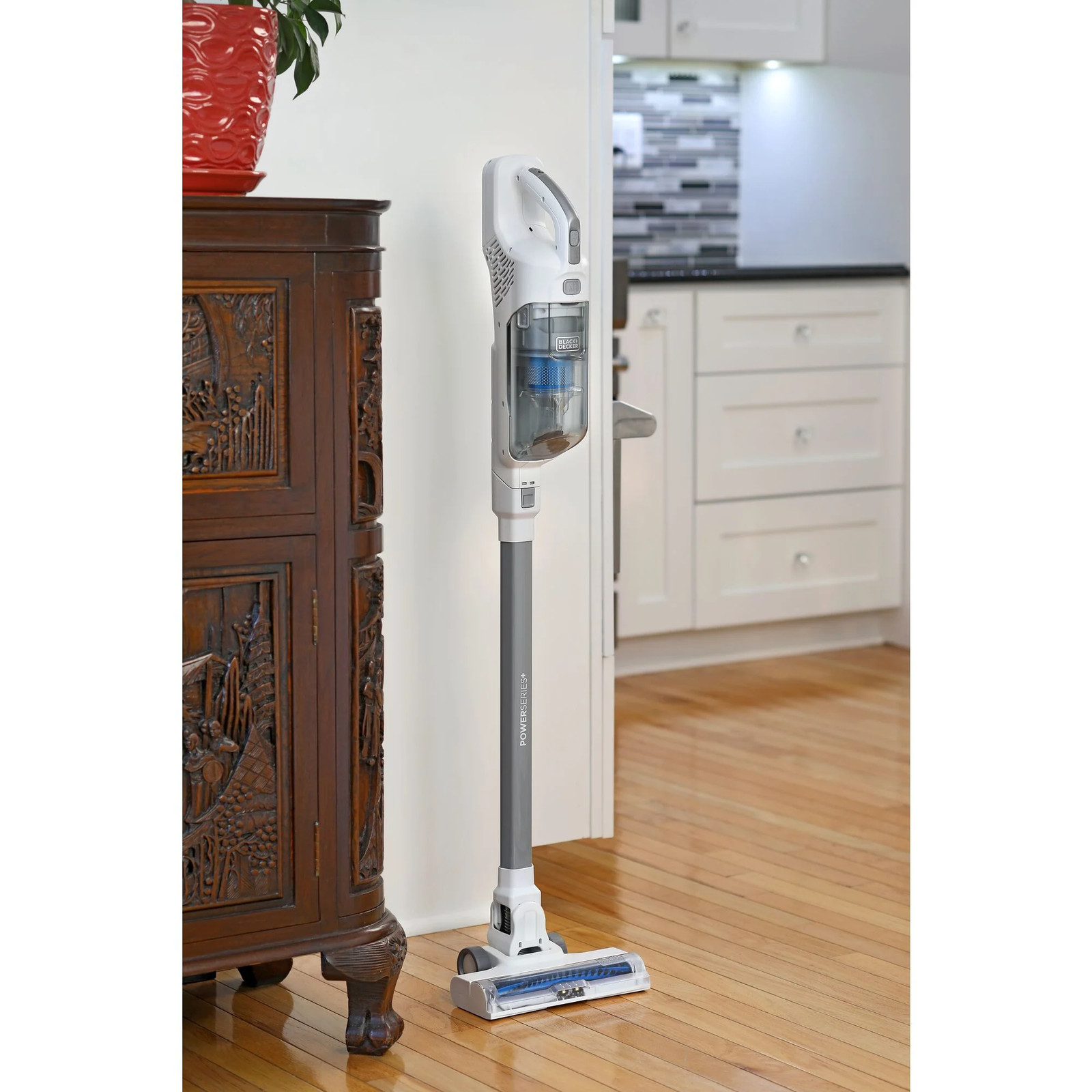 BLACK+DECKER POWERSERIES+(TM) Cordless Stick Vacuum – BHFEA520J