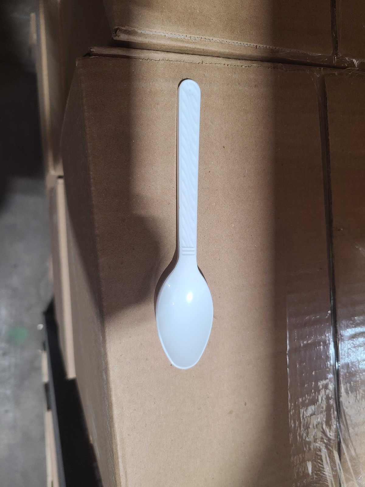 1000 Extra Heavy White Plastic Spoons Bulk Case Disposable Cutlery Made in USA
