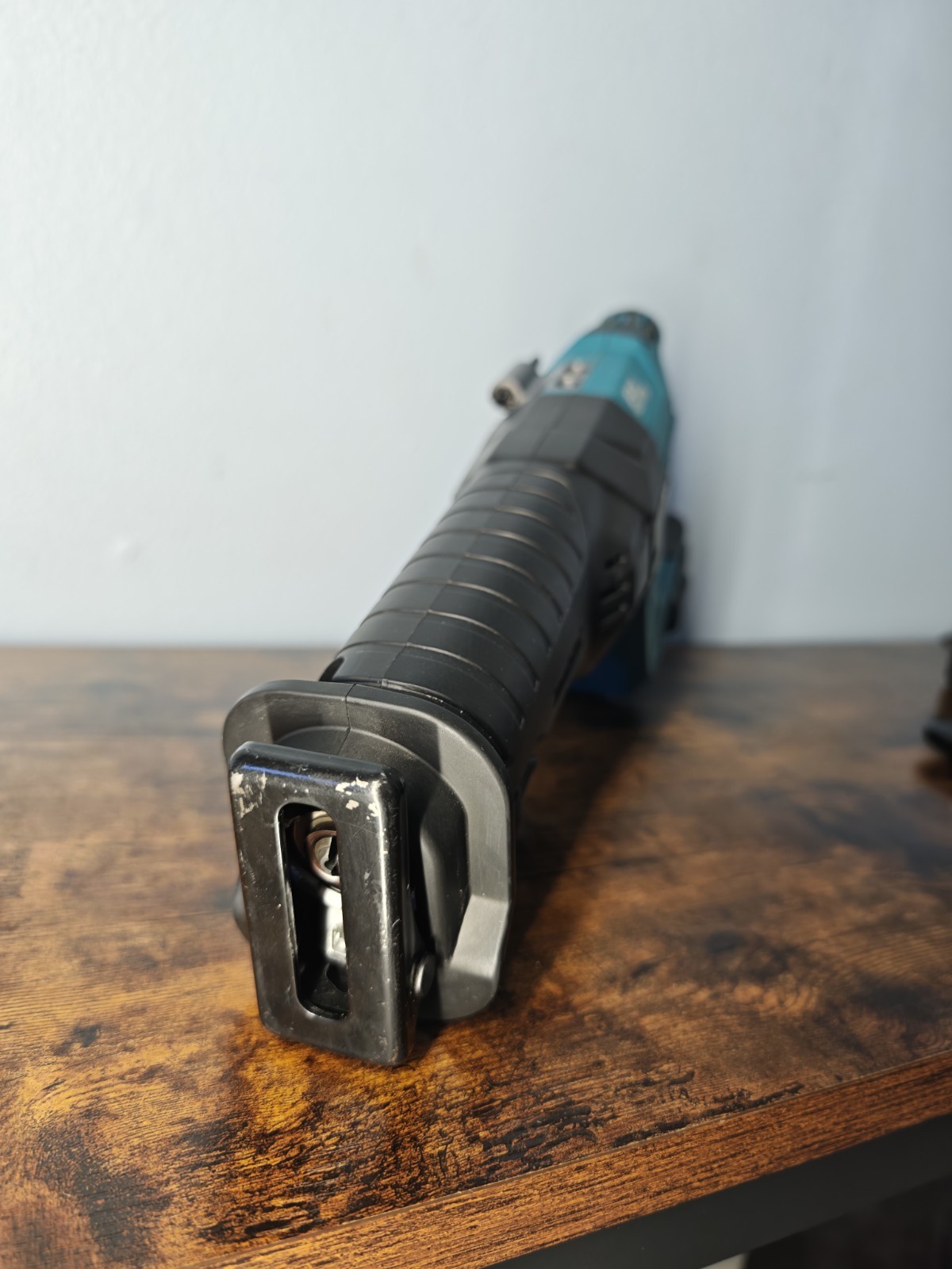 REFURB Makita GRJ01 40V Max XGT Li Ion Brushless Cordless Reciprocating Saw