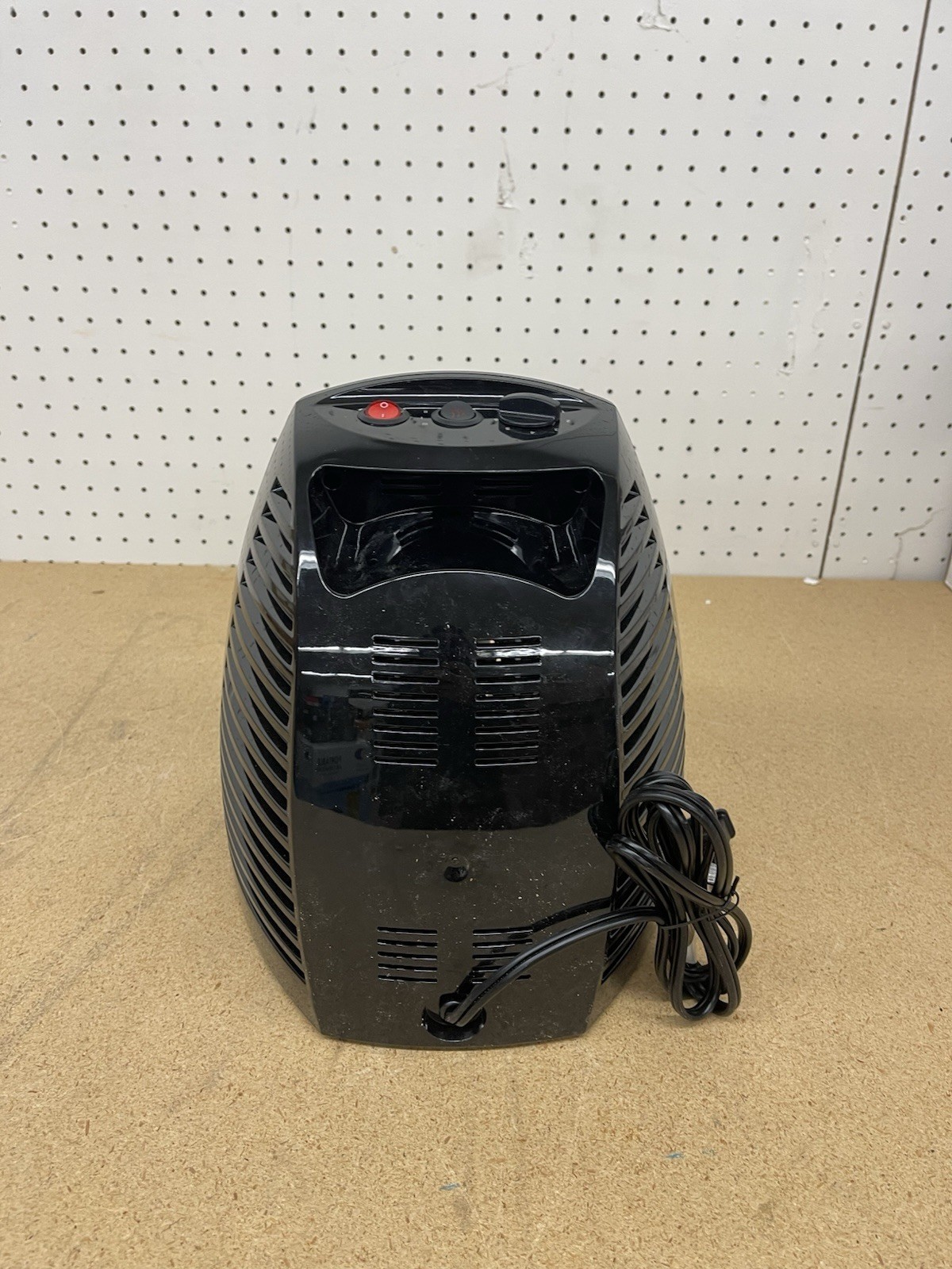 Vornado VH200 1500-Watt Electric Portable Space Heater, Whole Room Vortex Heat