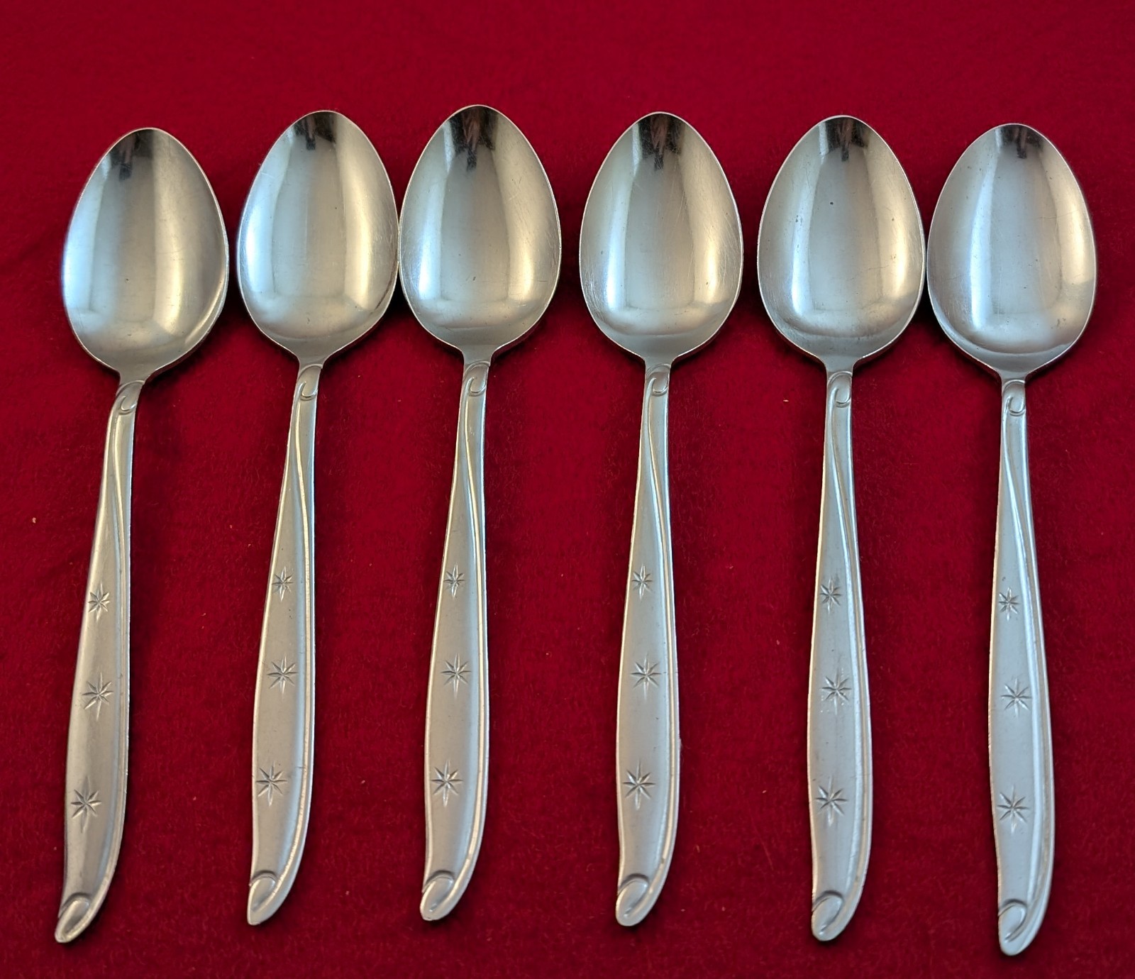 Lot Of 6 VTG Castle Court CCS5 Stars &Vines Starburst Stainless Teaspoons