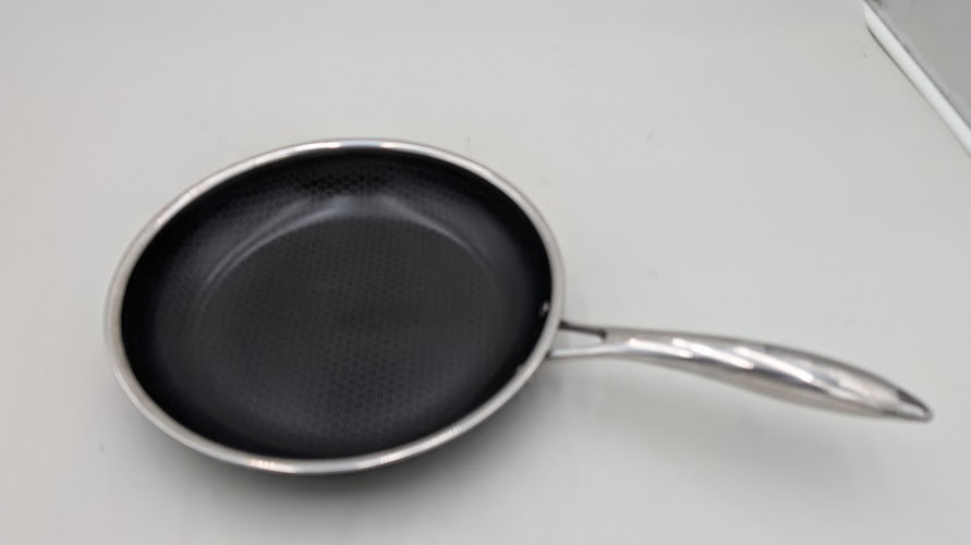 HexClad Hybrid 10” Nonstick Frying Pan w Temper Glass Lid- Used