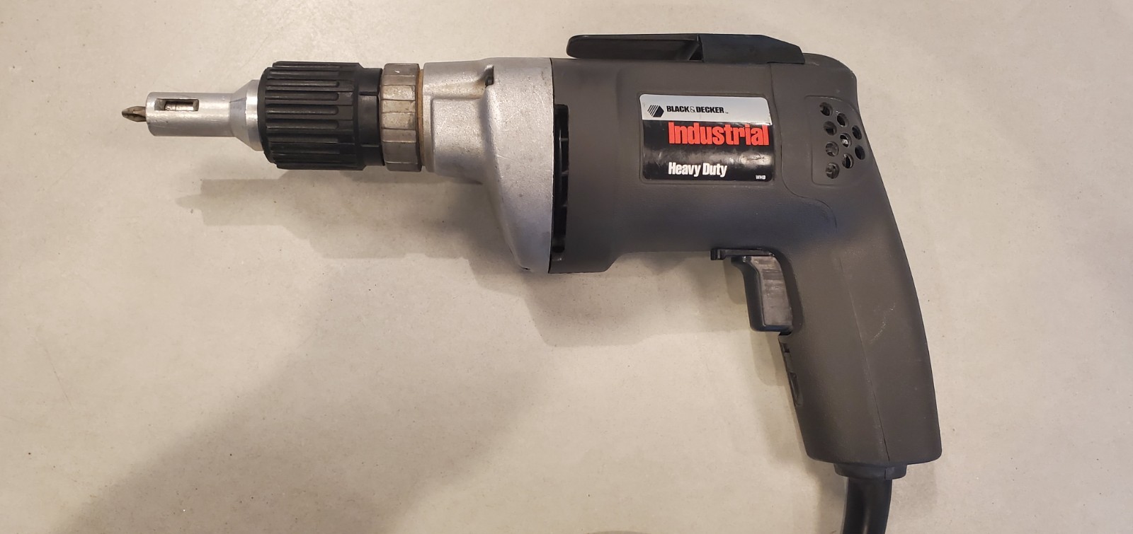 Black & Decker 2037 Corded Electric Drywall Screwdriver 0-4000 rpm. Made In USA
