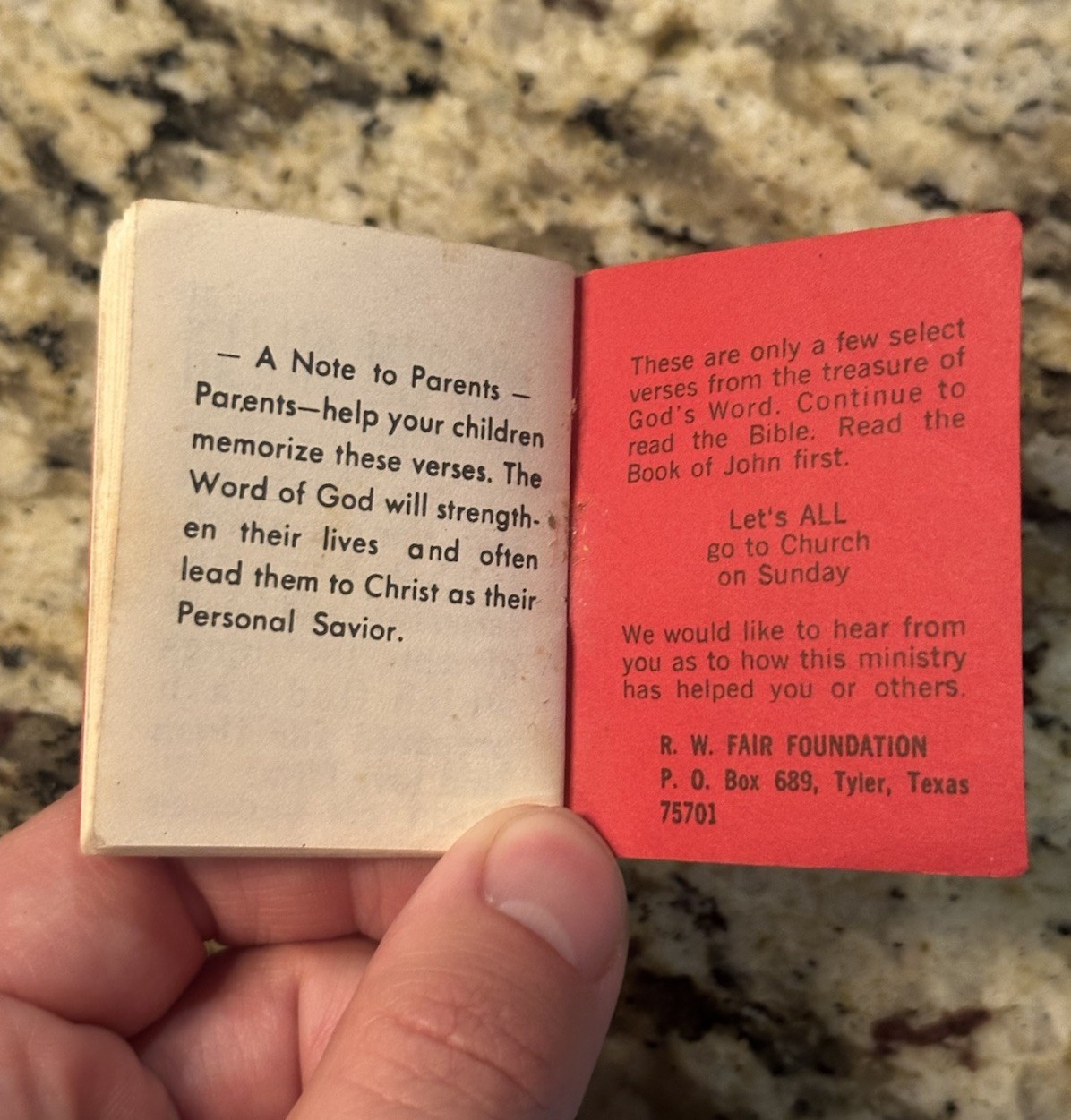 Mini Personal Bible Verses Book, 2.5 in, Red Vintage, R.W. Fair Foundation