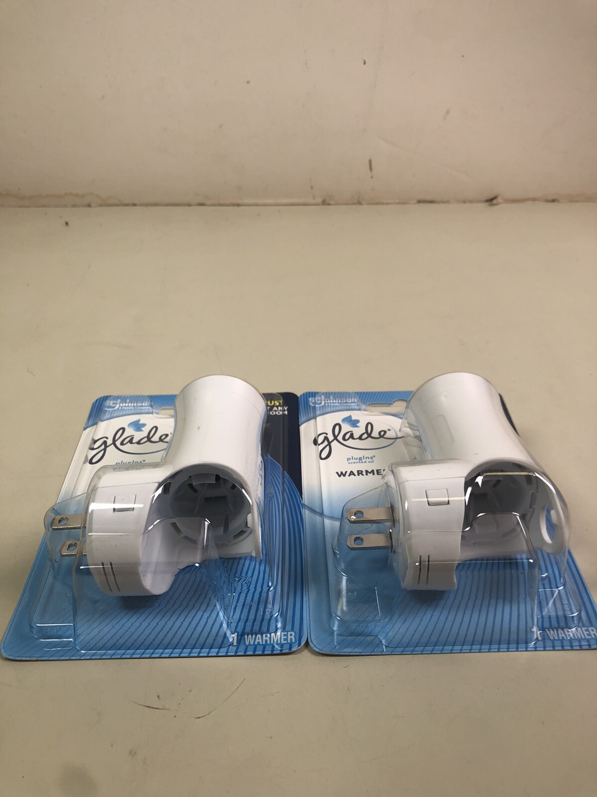 Glade Scented Oil Plugins Warmer Adjustable Any Size Room Air Freshener (2 Pack)