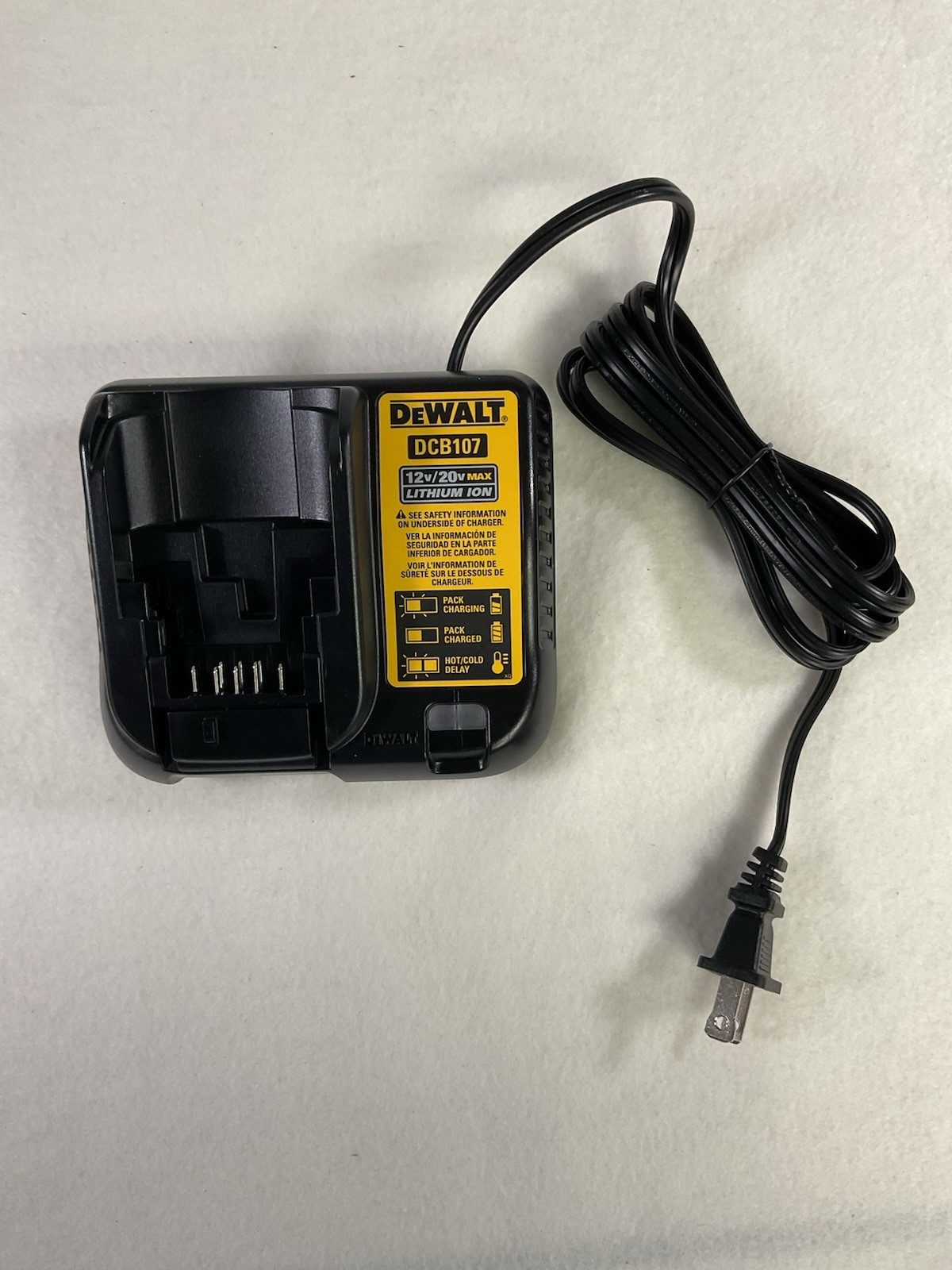 DeWalt 20V 1/4” Max Cordless Impact Driver/Drill DCF885 Includes Battery/Charger