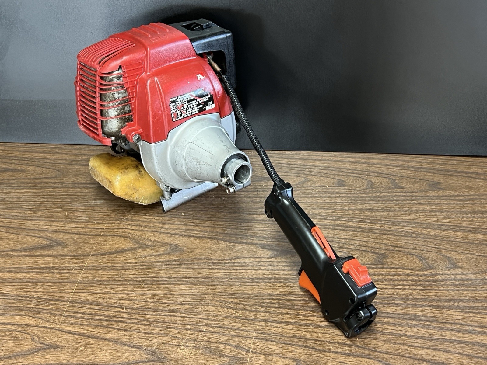 HONDA HHT-31 String Trimmer 31cc Engine Powerhead STARTS RUNS READ NOTES GX31