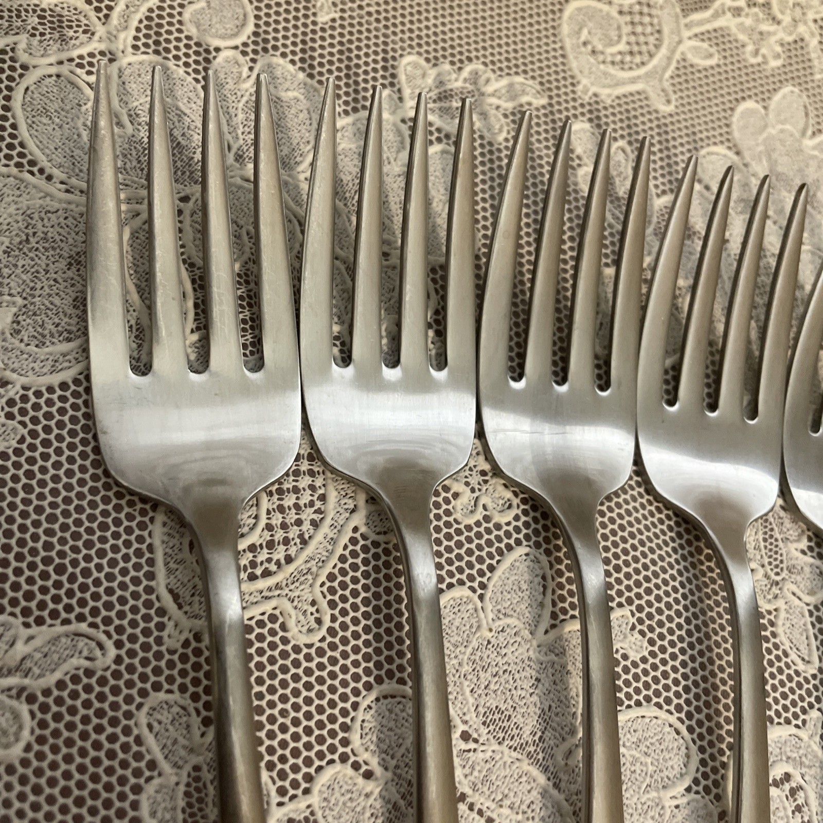 Oneidaware Allegiance Stainless Flatware Lot Of 6 Salad Forks Nice! Pretty Shiny