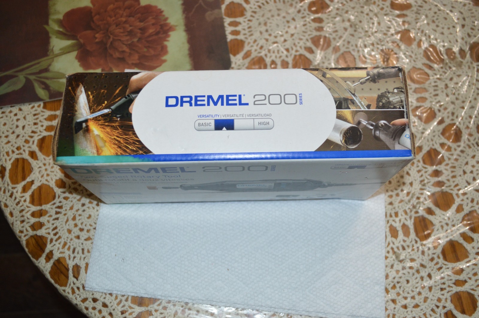 Dremel 200 Two-Speed 120V Corded Rotary Tool 16-Piece Kit 200-1/15