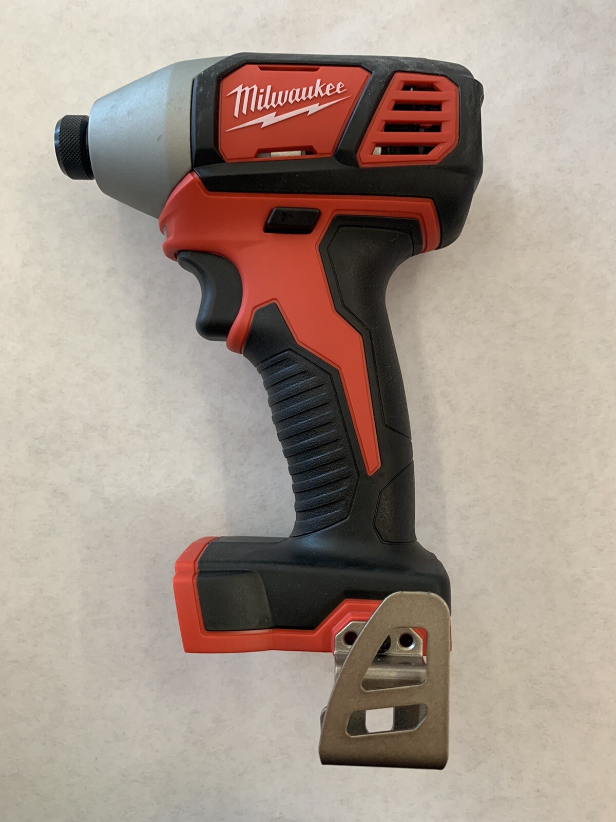 NEW Milwaukee 2656-20 1/4″ M18 Cordless Battery Hex Impact Driver 18 Volt 18V
