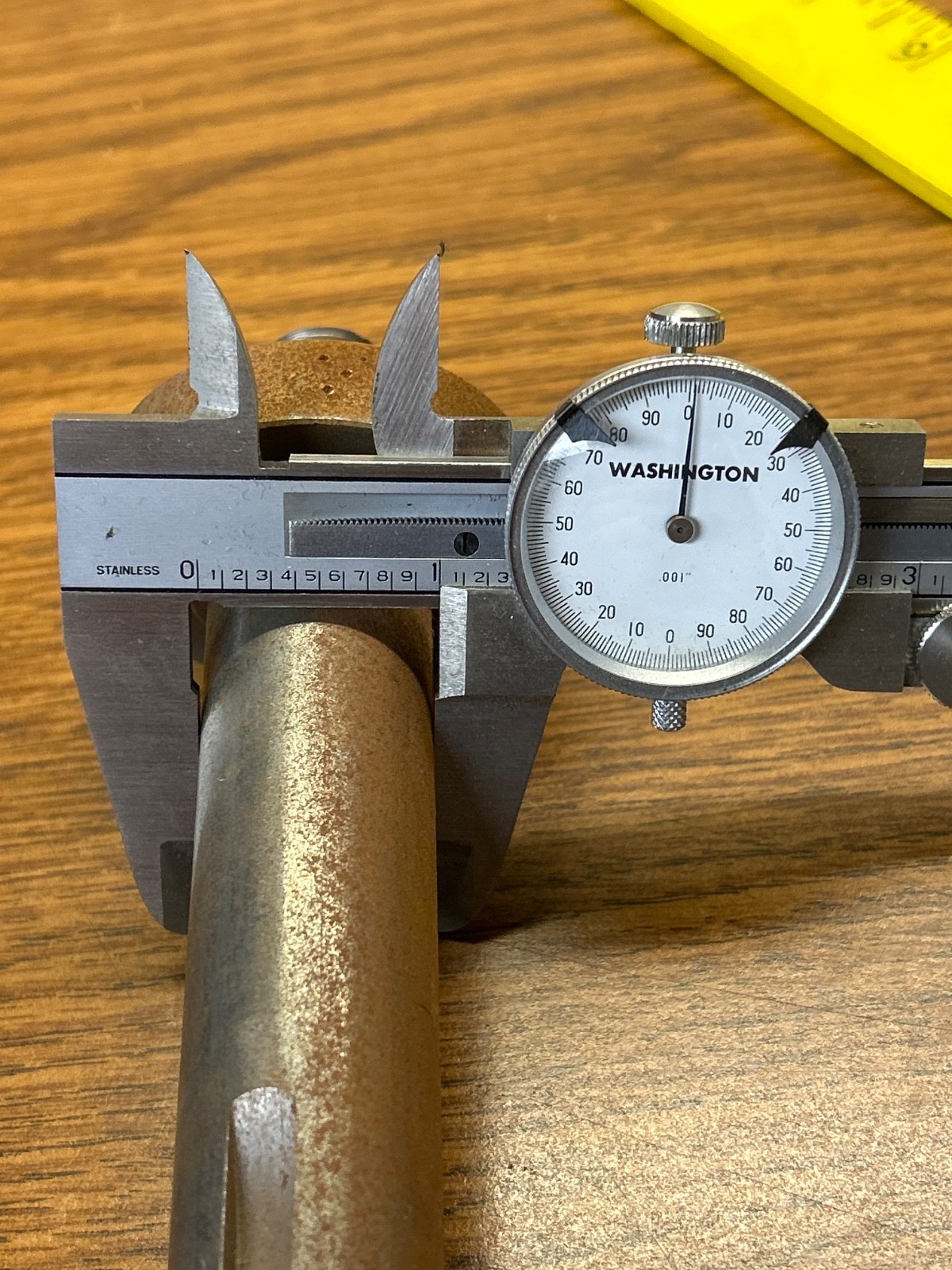 DIXON SPINDLE SHAFT 539119693 READ Description Blade held on with nut