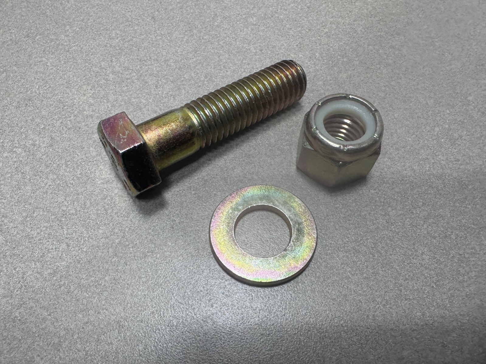 5/8-11×2-1/2 YZ Plated Hex Bolt Grade 8 HD Gr.8 Nut Flat Washer Lock Nyloc 2.5″