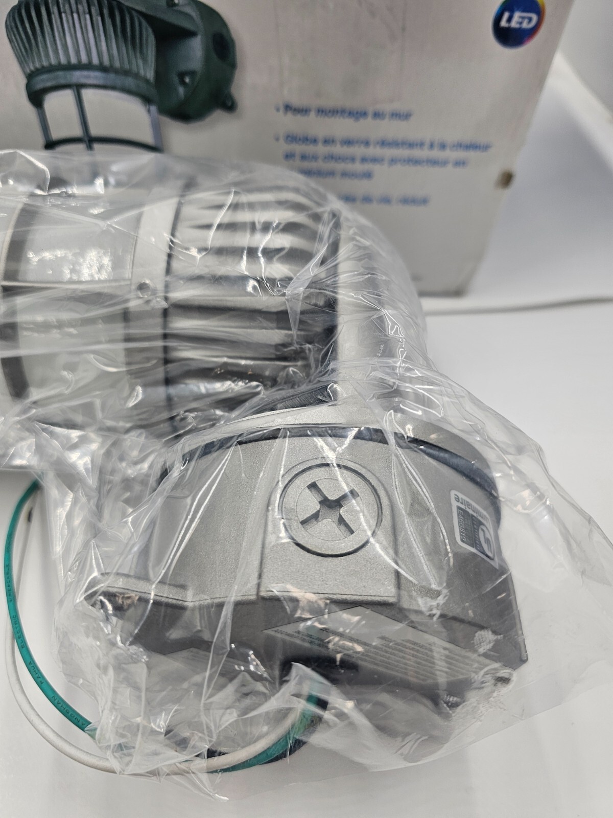 Stonco KEENE VWXL14W-NW-G1-8 Special Purpose Heat Shock Resistant Glass Globe