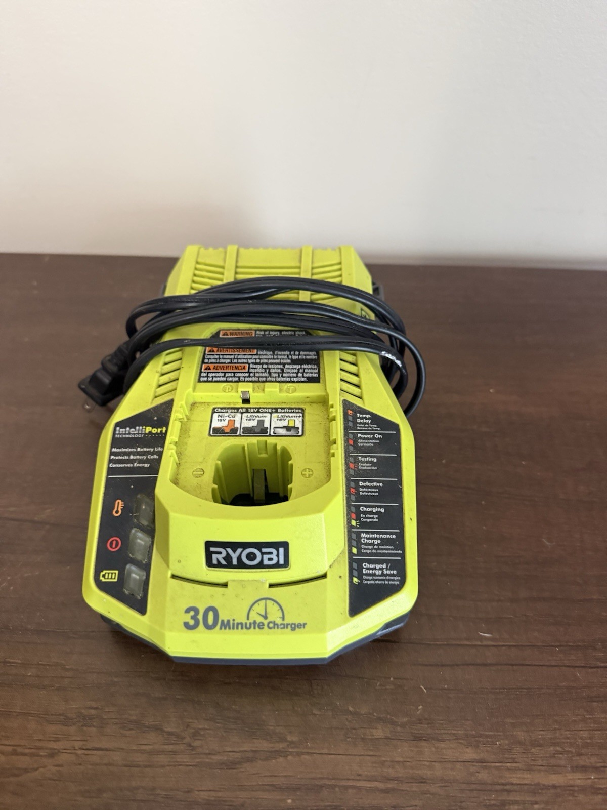 RYOBI P117 ONE+ 30 Minute INTELLIPORT 18 Volt Fast Battery Charger