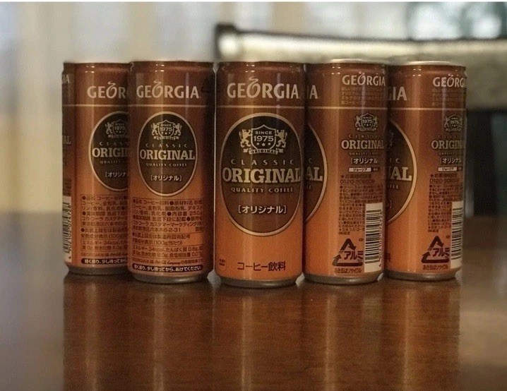 Georgia CLASSIC ORIGINAL Coffee by Coca Cola (250g x 15 Cans) Popular in Japan