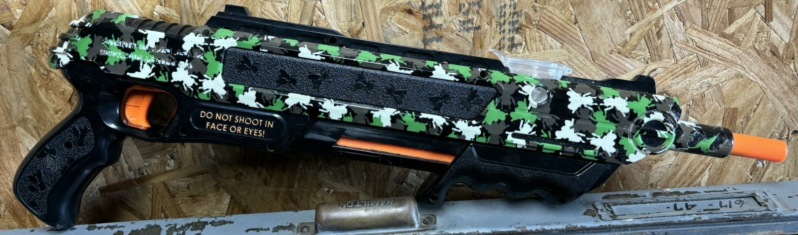Bug-A-Salt 2.0 Fly Gun Salt Shooter Camouflage Pump Action Tested Works