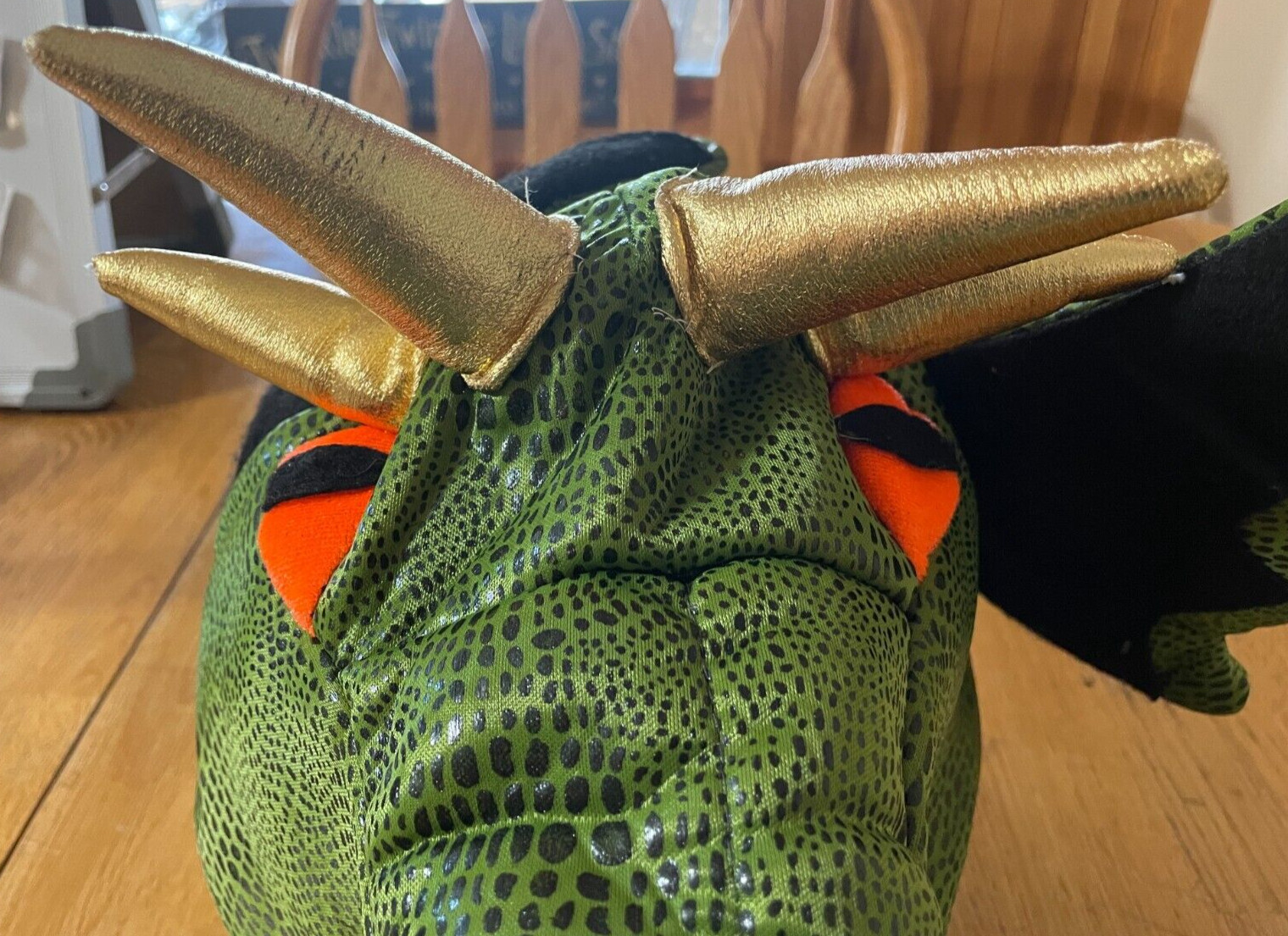 Halloween Beistle Medieval Dragon Head Plush Hat-1 Pc, One Size, Multicolored