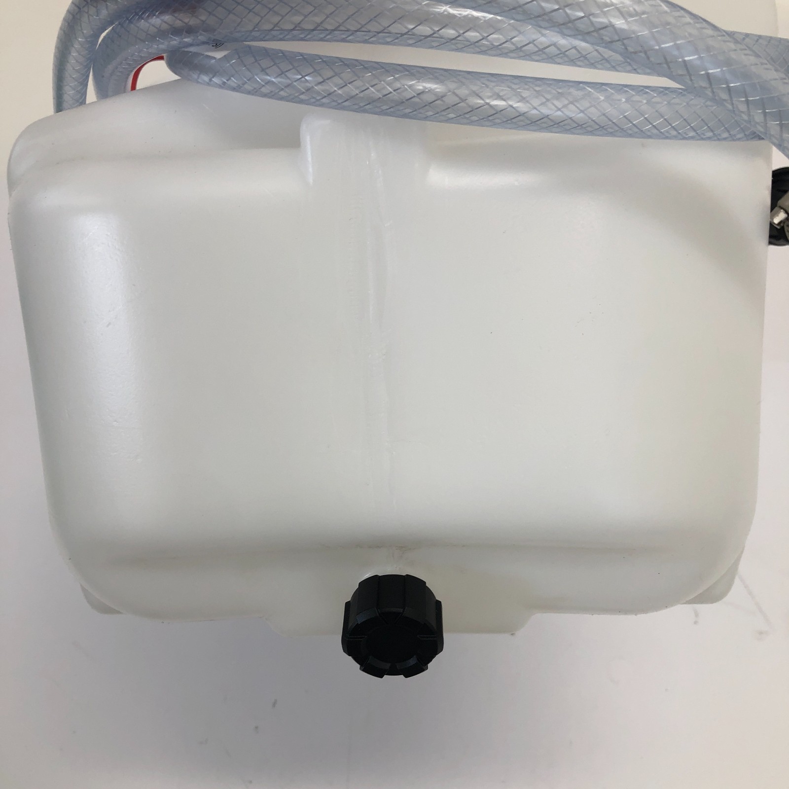 NorthStar ATV Spot Sprayer 30 Liter 8 Gallon Capacity 1.0 GPM 12 Volt – NEW