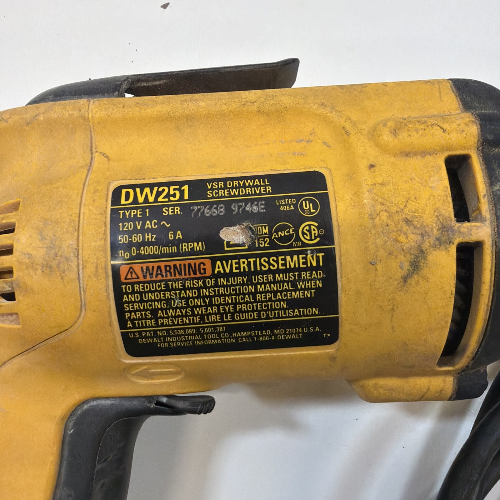 DeWalt DW251 VSR Drywall Screwdriver Corded 120V 6A 4000 RPM Screw Gun