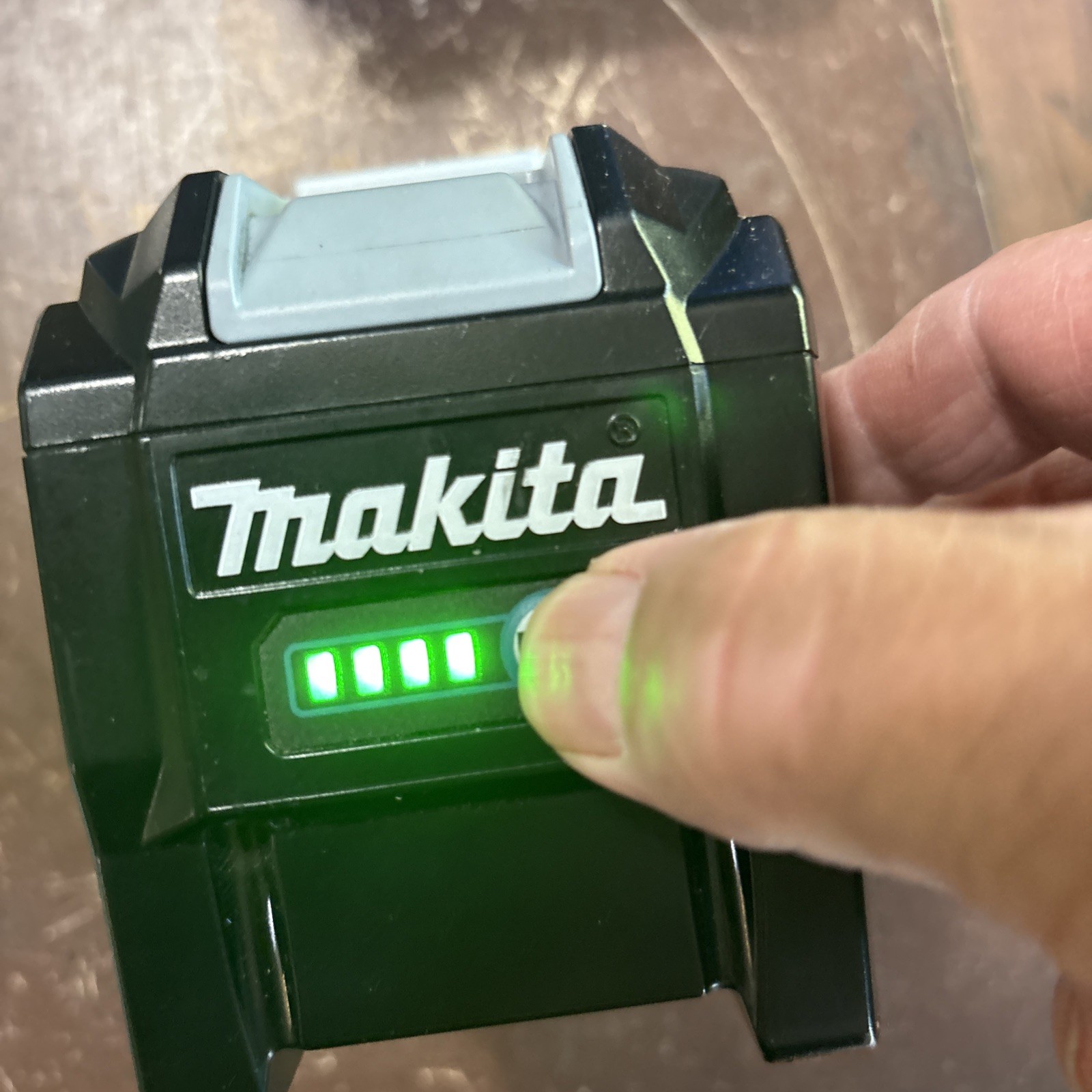 Genuine MAKITA BL4080F – 40V MAX XGT 8.0AH BATTERIES