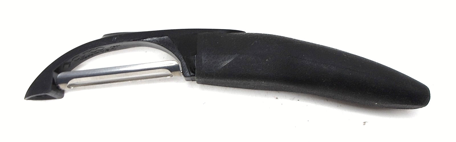 CUTCO Vegetable Peeler #1501, Black, 7.25 in USA